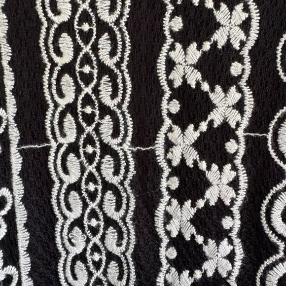 ELINE Black White Embroidered Lace Evening Party Maxi Dress Size Small - Picture 3 of 9